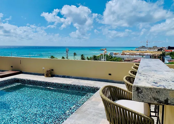 Casa de férias 1 Block From 2br Pool Ocean View *