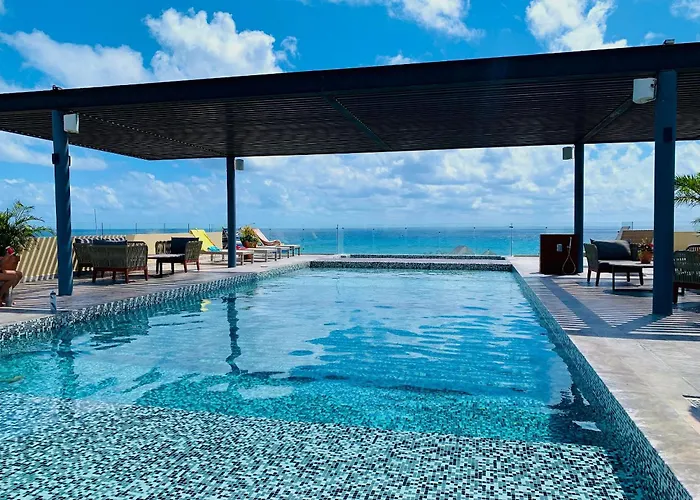 1 Block From 2br Pool Ocean View * Playa del Carmen