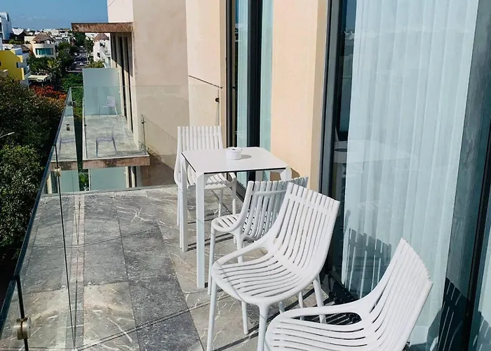 1 Block From 2br Pool Ocean View * Playa del Carmen