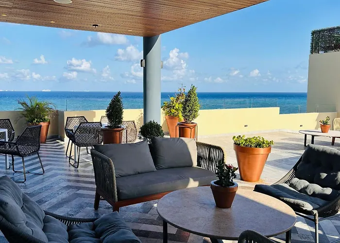 1 Block From 2br Pool Ocean View * Playa del Carmen