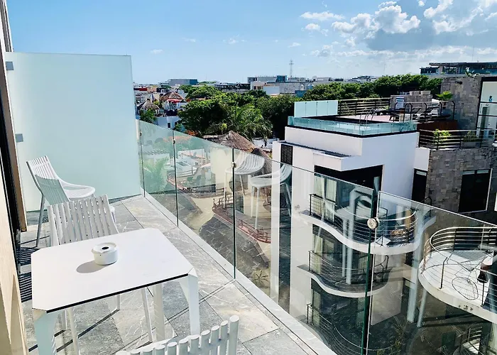1 Block From 2br Pool Ocean View *