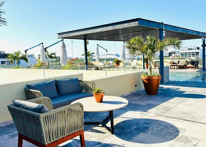 1 Block From 2br Pool Ocean View Playa del Carmen