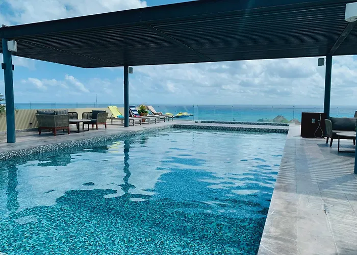 1 Block From 2br Pool Ocean View Casa de férias Playa del Carmen